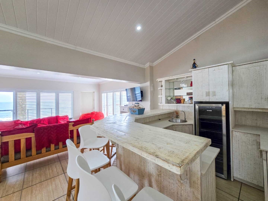 5 Bedroom Property for Sale in Jongensfontein Western Cape